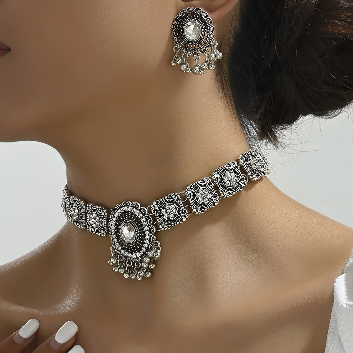 Elegant Vintage Jhumka Jewelry Set - Sparkling Stone-Paved Necklace & Earrings for Daily & Party Glamour