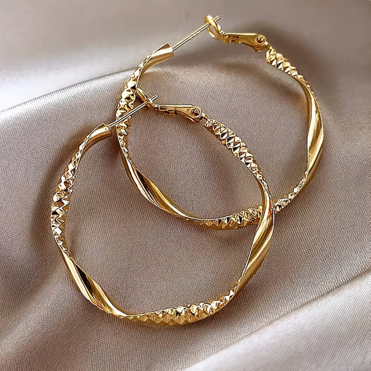 Twisted Circle Design Hoop Earrings - Elegant Iron Jewelry with Delicate Details for Women's Daily Casual Leisure Style - Perfect for Any Occasion