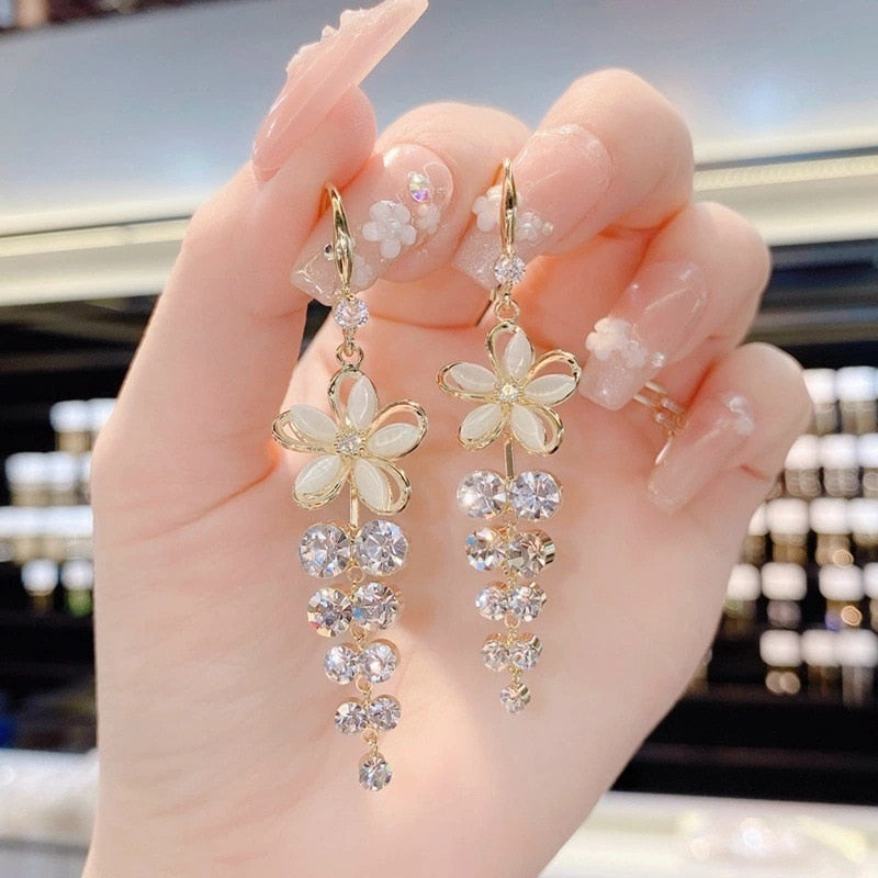 Exquisite Opal Flower Earrings For Women Rhinestone Long Tassel Zircon Earring Girls Wedding Party Temperament Jewelry New