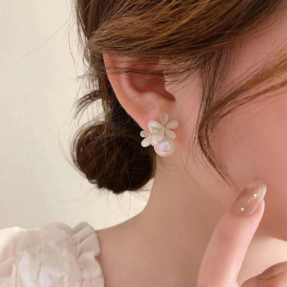 New Fashion Zircon Flower Stud Earrings For Women Korean Shiny Crystal Imitation Pearl Earring Bridal Wedding Party Jewelry