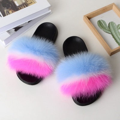 New Arrival Girl Luxury Fluffy Fur Slippers Ladies Indoor Warm Furry Fur Flip Flops Women Amazing Plush Fur Slides Wholesale Hot