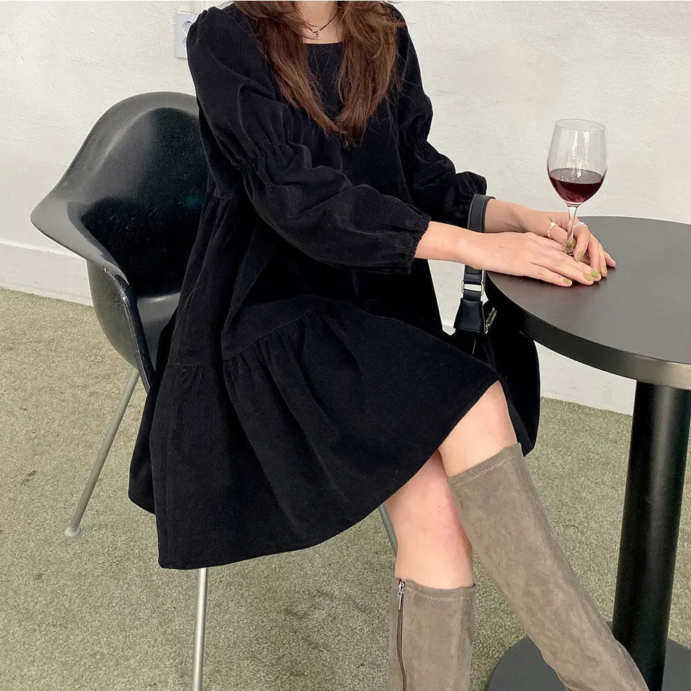 Korean Ins Sweet Girl Age-Reducing Girl's Dress Retro Corduroy Slimming Puff Sleeve Small Size Dress Fashion