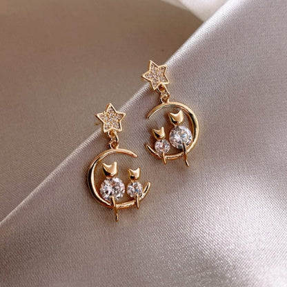 Korean Style Honey Bee Pearl Stud Earrings For Women Exquisite Small Elegant Earring Ladies Wedding Party Birthday Jewelry Gifts