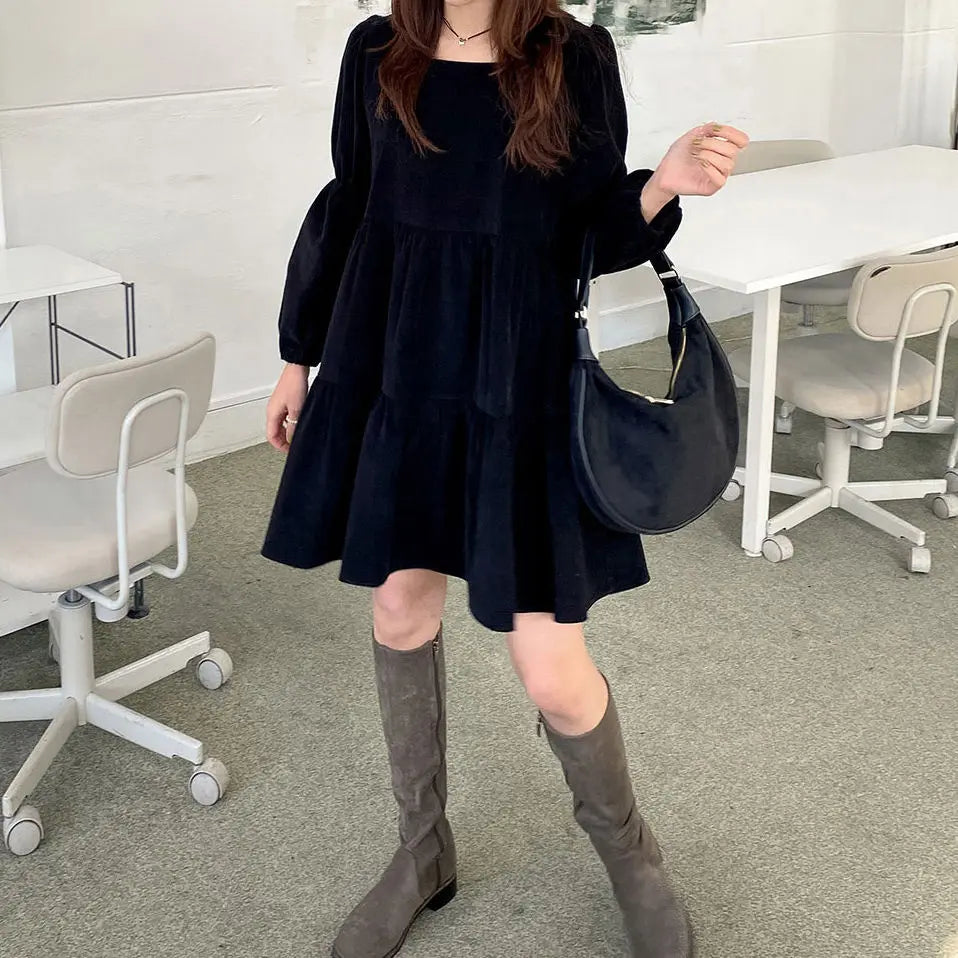 Korean Ins Sweet Girl Age-Reducing Girl's Dress Retro Corduroy Slimming Puff Sleeve Small Size Dress Fashion