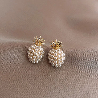 Trendy Geometric Pearl Earring Women Classic Pineapple Pearl Stud Earrings Female Fashion Earrings Female Jewelry Gift