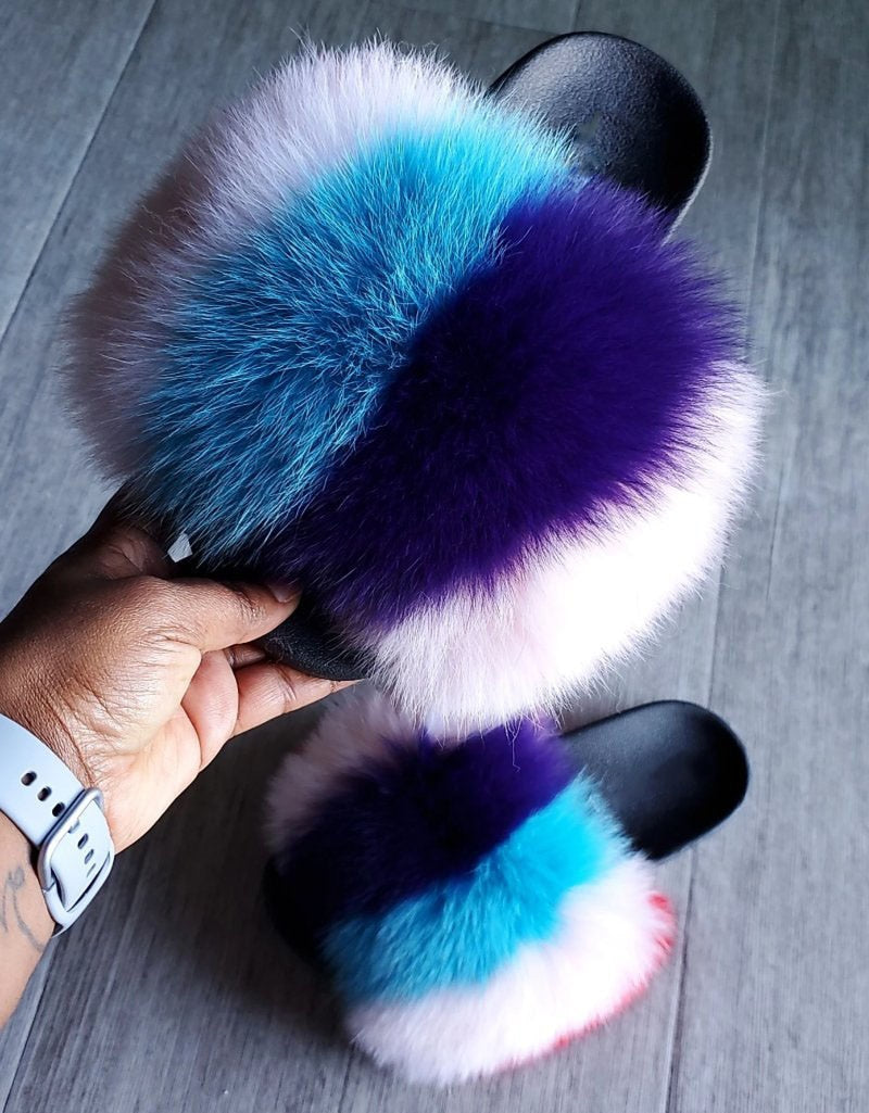 New Arrival Girl Luxury Fluffy Fur Slippers Ladies Indoor Warm Furry Fur Flip Flops Women Amazing Plush Fur Slides Wholesale Hot