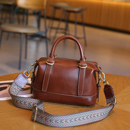 2025 spring new leather Boston shoulder messenger bag high sense first layer cowhide handbag women's versatile