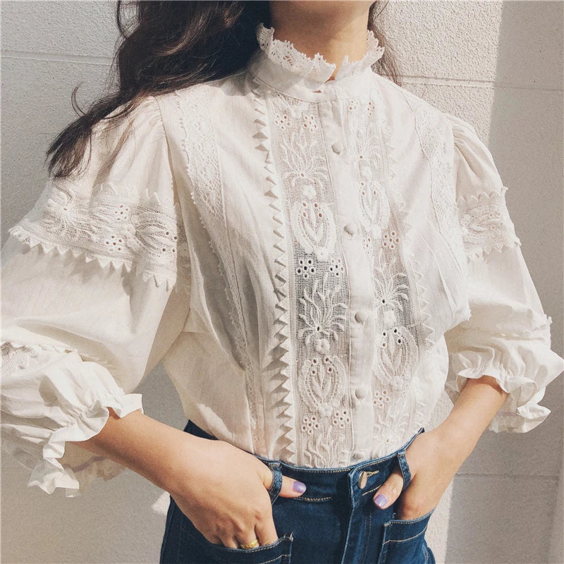 lovwvol Vintage Floral Embroidery Lace Blouses Shirts Women Cotton Linen Lantern Sleeve White BLouse Shirt Tops Boho Blusas