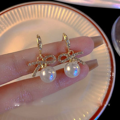 Korean New Exquisite Bow Pearl Stud Earrings For Women Contracted Crystal Heart Shape Earring Girl Temperament Jewelry