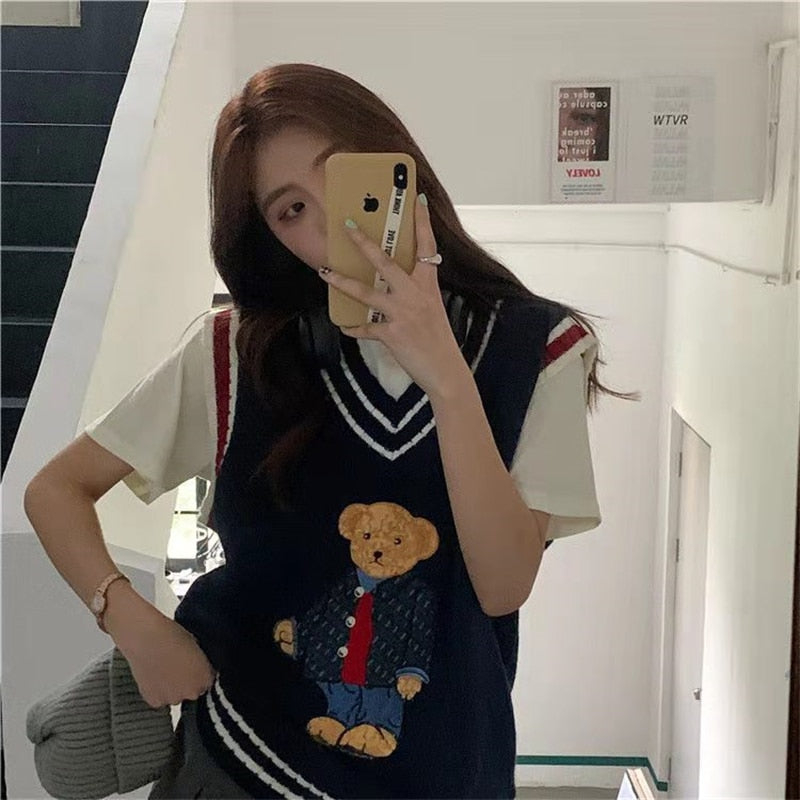 Autumn Winter Women's Vest Japanese Style Cartoon Bear Pullover Vest Sweater Oversize Harajuku Kawaii Clothes Knitted Vest