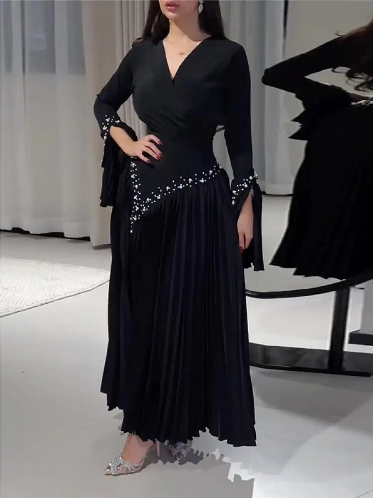 Women's Elegant Party Evening Maxi Dresses  New Spring Long Flared Sleeves Rhinestone Solid Color Pleated Prom Gown