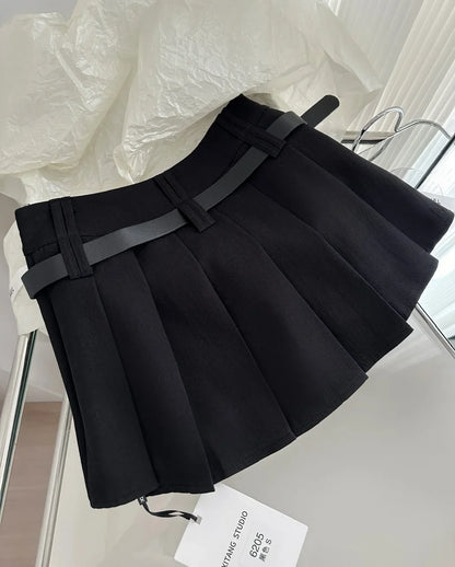 lovwvol Low Rise Pleated Skirt with Belt Skater Skirt Women Teengirl Miniskirt e-girl Y2K Aesthetic 90s Spring Summer Outfit