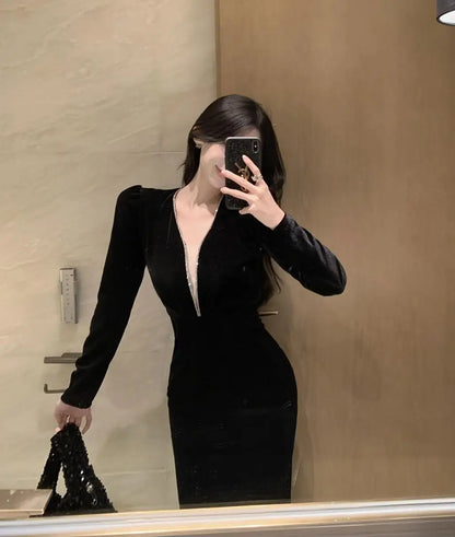 lovwvol Sexy Deep V-neck Black Velvet  Dress Women Autumn Winter Vintage Solid Long Sleeve Prom Vestidos Evening Party Robe Female New