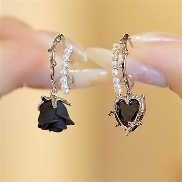 Korean Style Black Zircon Stud Earring For Women Shiny Rhinestone Square Geometric Earrings Girl Party Statement Jewelry Gifts