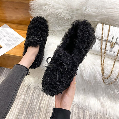 Women's plush cotton shoes Winter outdoor warm snow boots Flat bottomed Lefu shoes Lambhair Butterfly decoration design Large 41