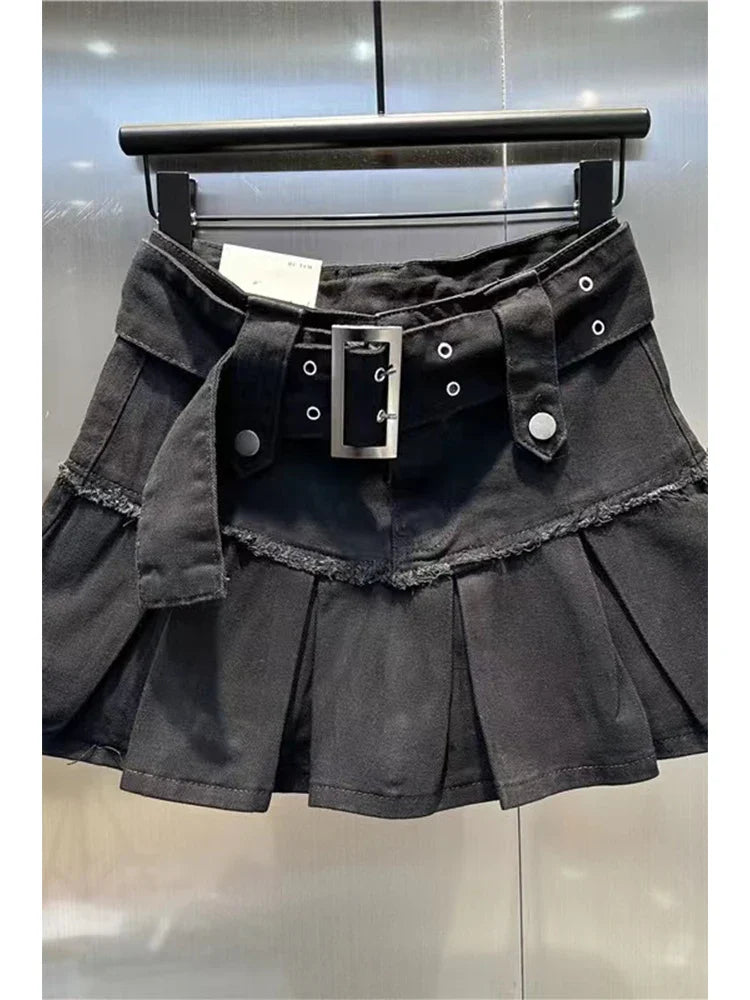 lovwvol Women Black Gothic Denim A-line Pleated Skirt Vintage Y2k Skirt Harajuku Mini Jean Skirts Emo 2000s 90s Aesthetic Trashy Clothes