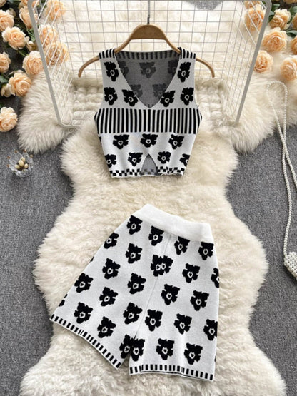 Summer Sweet Flowers Knitted Two Piece Set Women Sexy Crop Top + Shorts Suits Girls Short Vest & Pants Sets 2pcs Women Outfits