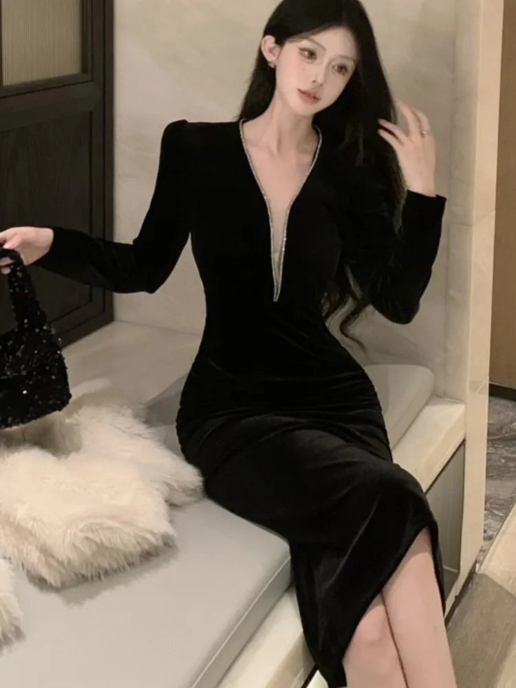 lovwvol Sexy Deep V-neck Black Velvet  Dress Women Autumn Winter Vintage Solid Long Sleeve Prom Vestidos Evening Party Robe Female New