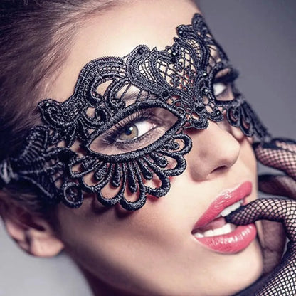 Women Hollow Lace Masquerade Face Mask Sexy Cosplay Prom Party Props Costume Halloween Masquerade Mask Nightclub Queen Eye Mask