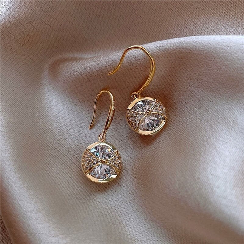 Classic Fashion Gold Colors White Zircon Stones Earrings for Women Exquisite Party engagement Wedding Dangle Earrings