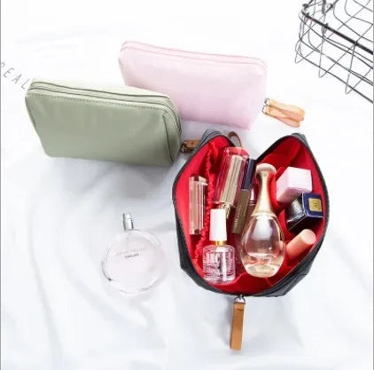 New Makeup Bag Simple Solid Color Cosmetic Bag for Women Pouch Toiletry Bag Waterproof Make Up Purses Case Hot