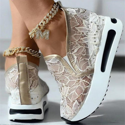 Contrast Sequin Lace Muffin Slip-On Sneakers