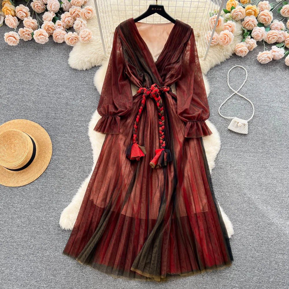 lovwvol Women's Fashion France Vintage Pleated Long Dress Summer Autumn Sexy V-Neck Lace Up Party Runway Vestidos Female Elegant Robe