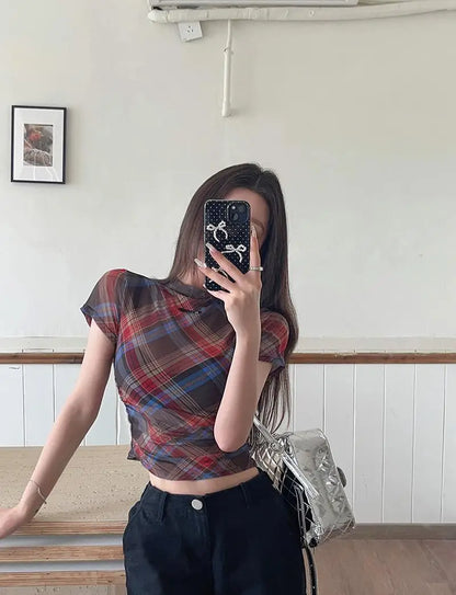 lovwvol Y2k Vintage Plaid Round Neck Short-Sleeved Shoulder T-Shirt Women Summer 2024 New Pleated Tight Slimming Blouse Women Fashion