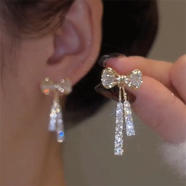 New Luxury Zircon Water Drop Earrings for Women Korean Fashion Rhinestone Opal Flower Geometrical Earring Girl Unusual Jewelry