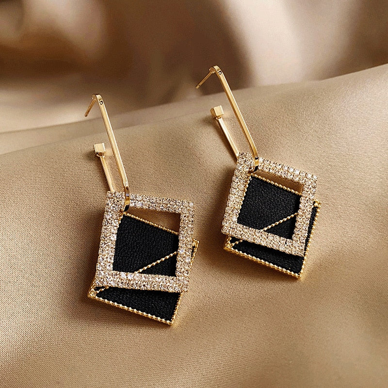 Korean Style Black Zircon Stud Earring For Women Shiny Rhinestone Square Geometric Earrings Girl Party Statement Jewelry Gifts