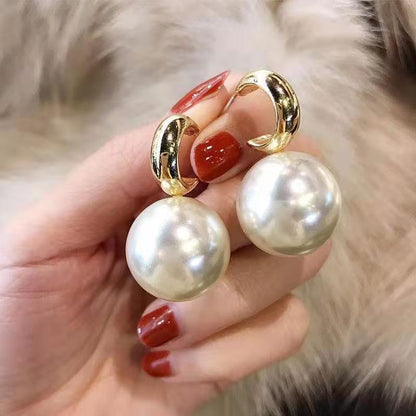 Fashion Korean Oversized Pearl Drop Earrings for Women Bohemian Golden Round Pearl Personality Earrings Wedding Earrings Jewelry