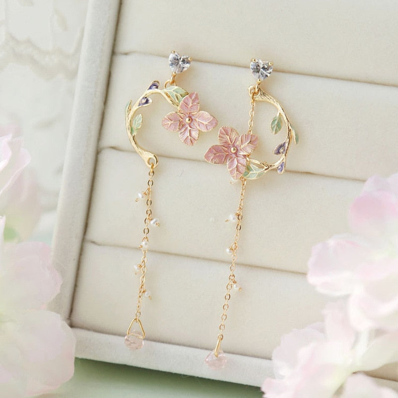 New Korean Style Flower Asymmetrical Dangle Earrings for Women Shiny Rhinestone Long Tassel Cute Cat Earring Sweet Jewelry