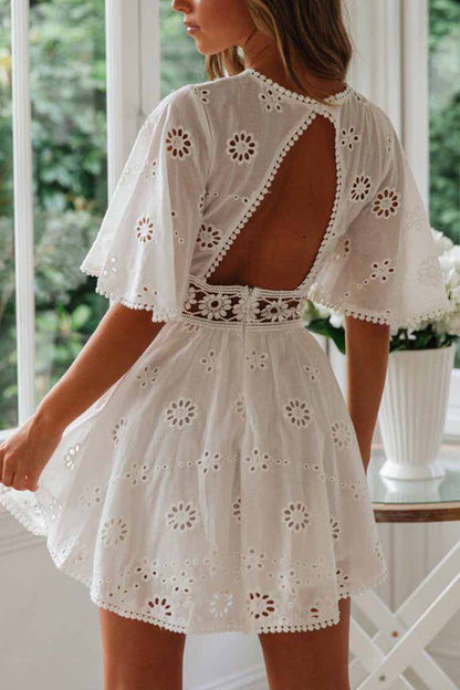 lovwvol O-Neck White Lace Mini Dress