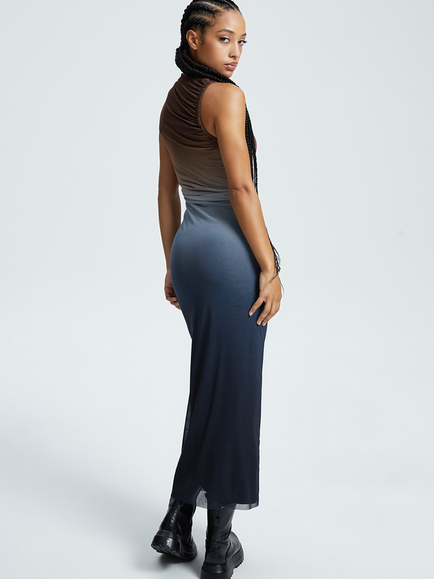 Double Layer Mesh Crew Neck Ombre Sleeveless Maxi Dress