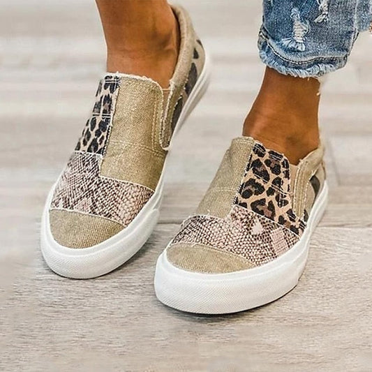 Women's Canvas Shoes Animal Print Plus Size Slip-on Sneakers Outdoor Office Work Summer Flat Heel Round Toe Sporty Casual Walking Shoes Canvas Loafer Color Block Jeans Black khaki Gray