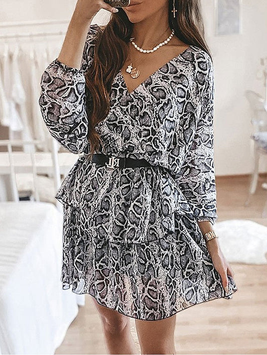 Women's Casual Dress A Line Dress Tiered Dress Graphic Patchwork Layered V Neck Mini Dress Active Fashion Outdoor Street Long Sleeve Loose Fit Black And White Fall S M L