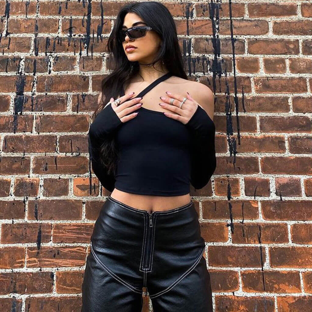 Strap Long Sleeve Crop T-Shirt - Black