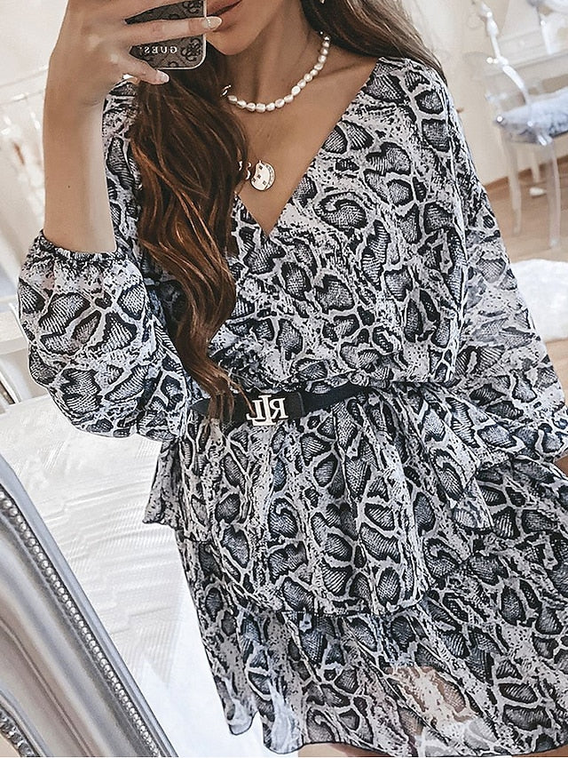 Women's Casual Dress A Line Dress Tiered Dress Graphic Patchwork Layered V Neck Mini Dress Active Fashion Outdoor Street Long Sleeve Loose Fit Black And White Fall S M L